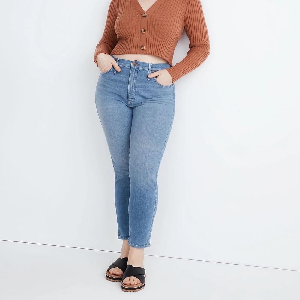 ✨BNWT - Madewell Plus Stovepipe Jeans in Euclid Wash - size 28W✨